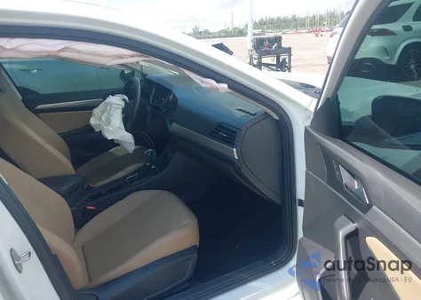 2019 Volkswagen Jetta 1.4T R-Line/1.4T S/1.4T Se from USA, damaged, VIN 3VWC57BU4KM201713